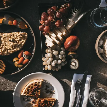 Enigma Mykonos Hideaway אורנוס